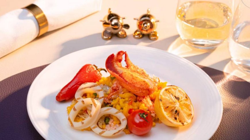 You can now get calamari, kombucha and champagne on this popular airline