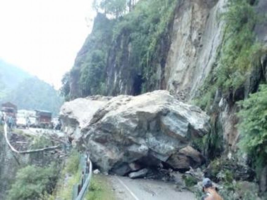 NH 5 blocked after massive landslide at Himachal’s Chaura, pileup of vehicles