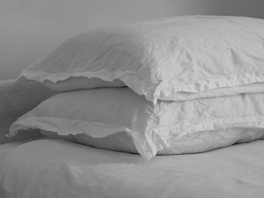 The most famous Amazon bed pillows with 157,000+ five-star ratings just went on even bigger sale, now $18 each