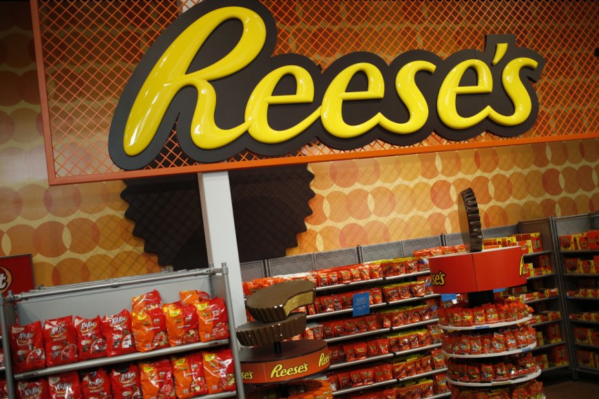 Reese's Cups have a big problem (right before Halloween)