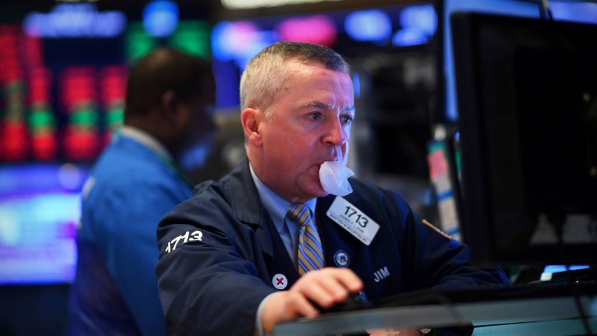 Stock Market Today: Treasury bond rout extends Wall Street slump; Powell speech in focus