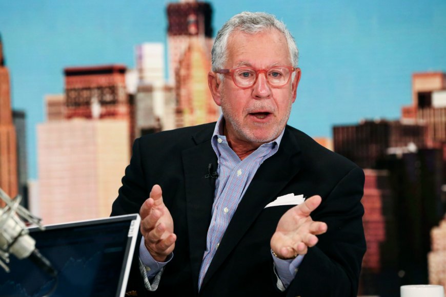 Hedge Fund Manager Doug Kass correctly said to sell stocks in July; here’s what he’s doing now