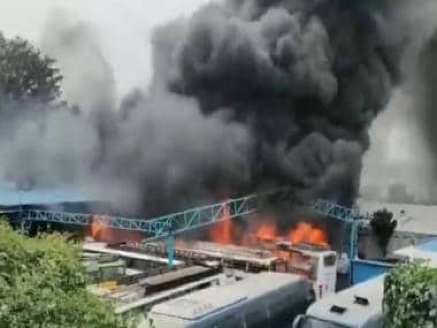 Video: Massive fire breaks out near Veerbhadra Nagar in Karnataka's Bengaluru, several buses gutted in blaze