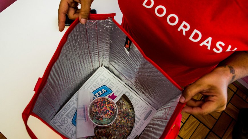 DoorDash has a controversial warning for users who don't tip in advance