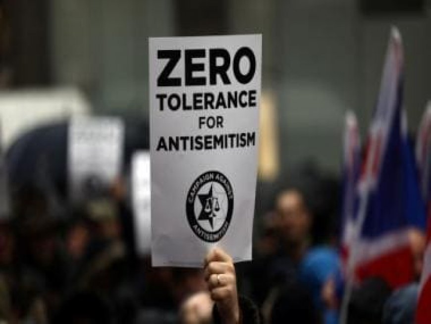 Israel urges citizens to reconsider foreign travel amid rise in antisemitic incidents