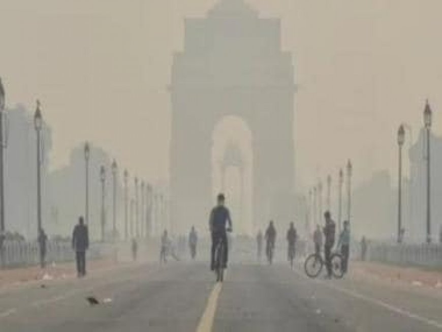 Delhi Pollution: No respite for residents as air quality in Delhi remains 'severe' category