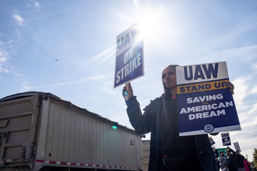 Chysler union members vote in favor of UAW deal