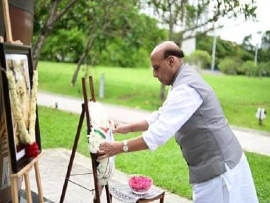 Defence Minister Rajnath Singh pays homage to Netaji Subhas Chandra Bose in brief Singapore stopover