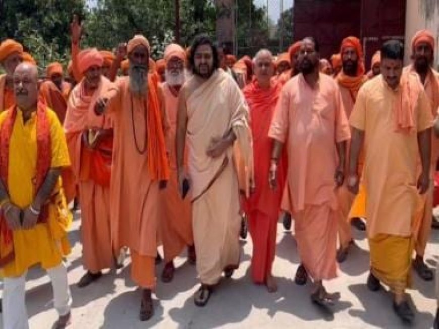 The spiritual life: In one year 'Bhiksha Yatra' has touched 50lakh people to unite Sanatan Dharma