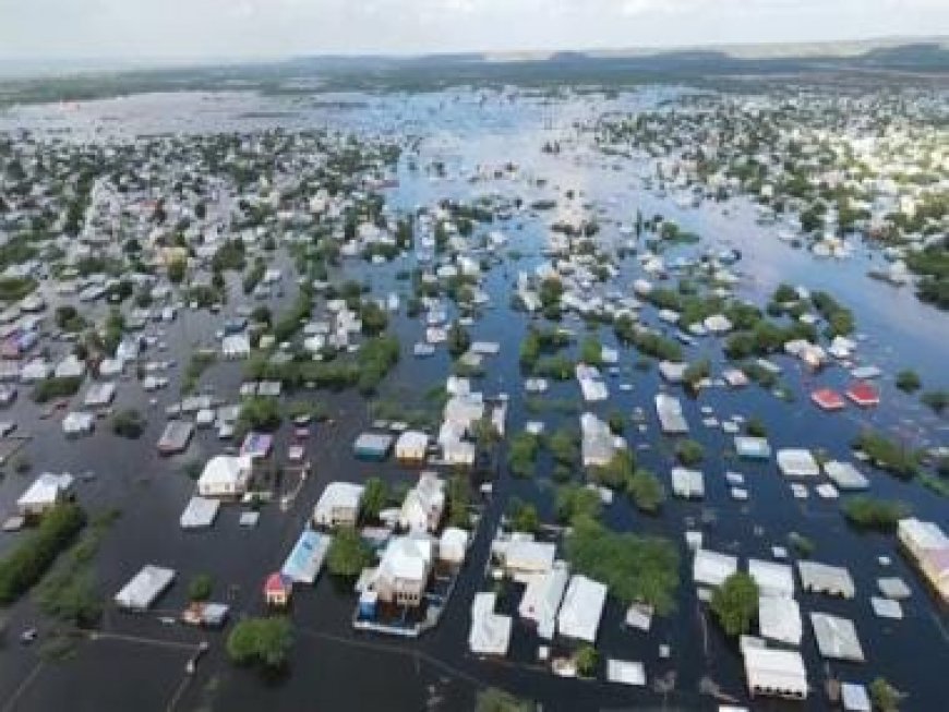 Somalia floods: Death toll climbs to 96, around 700,000 displaced