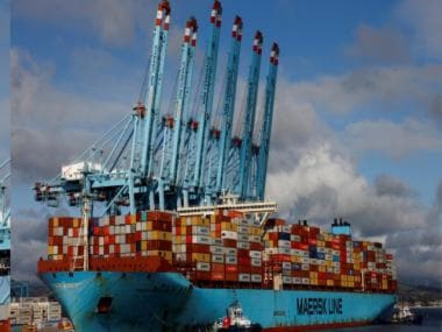 Maersk to pause all container ship traffic through the Red Sea