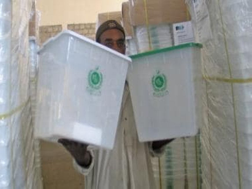 Pakistan's political parties welcome announcement of poll schedule on SC order