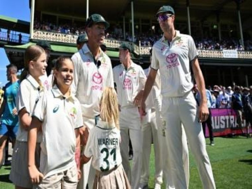 David Warner makes way to the field with his daughters in his last Test match; WATCH