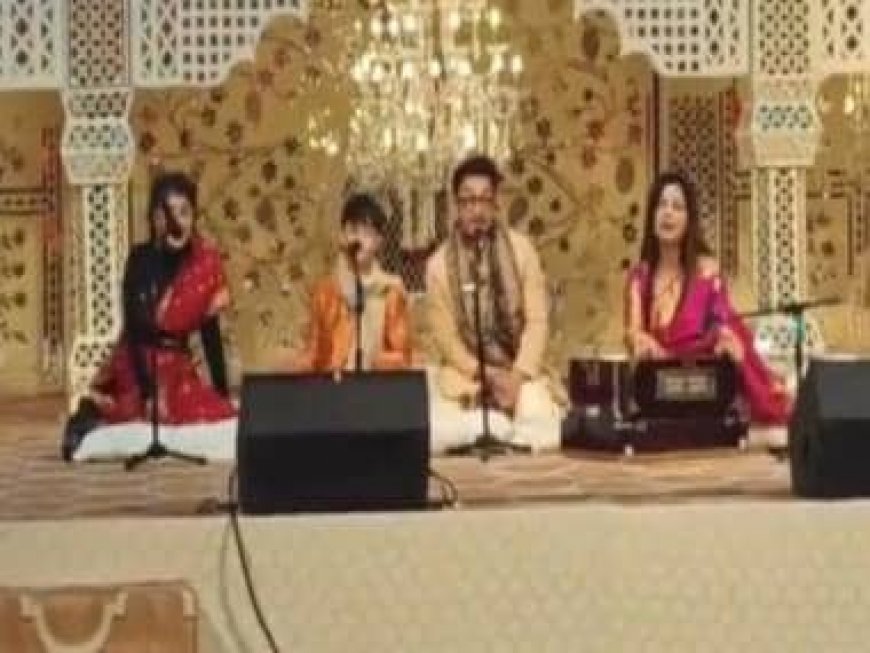 Aamir Khan, ex-wife Kiran, and son Azad sing at Ira Khan's sangeet ceremony in Udaipur - watch video