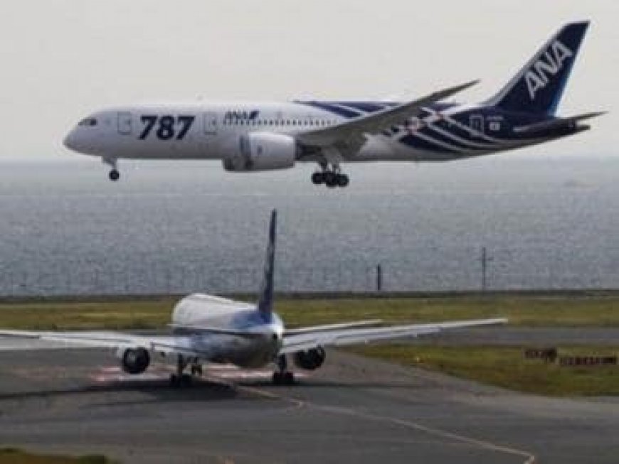 Japan ANA Boeing 737-800: Passenger plane turns back after cockpit window crack found mid-air