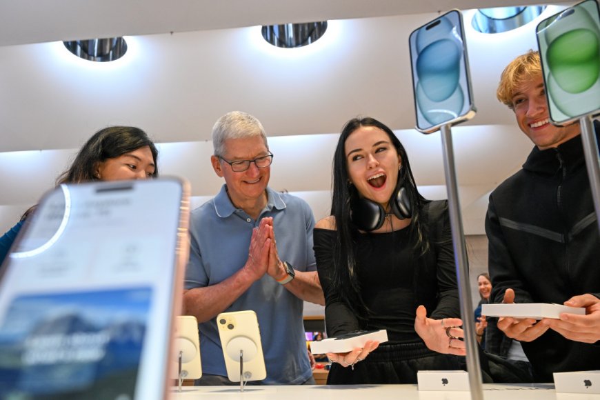 Apple slides as latest China move underscores big iPhone challenge