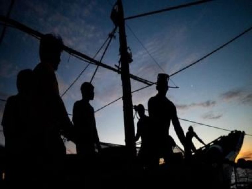 Suspected pirates hijack trawler off Somalia: Sri Lanka navy