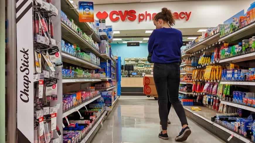 CVS revamps profit outlook after health insurance warning