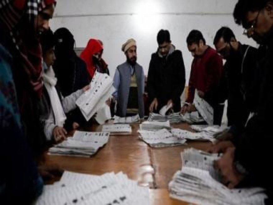 Pakistan Election: Imran Khan-backed independents lead in final count