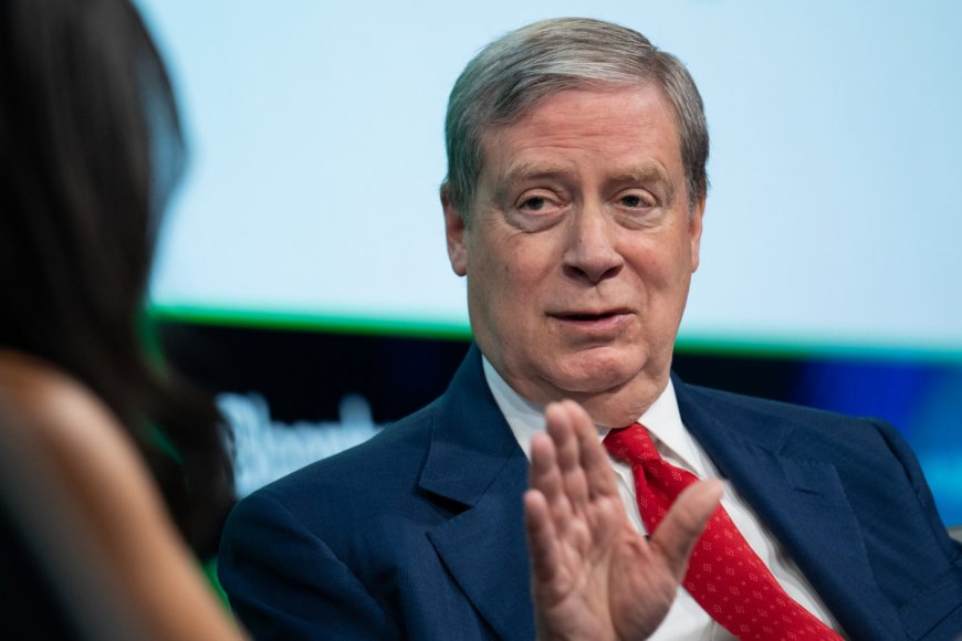 Stanley Druckenmiller just sold two AI tech giants