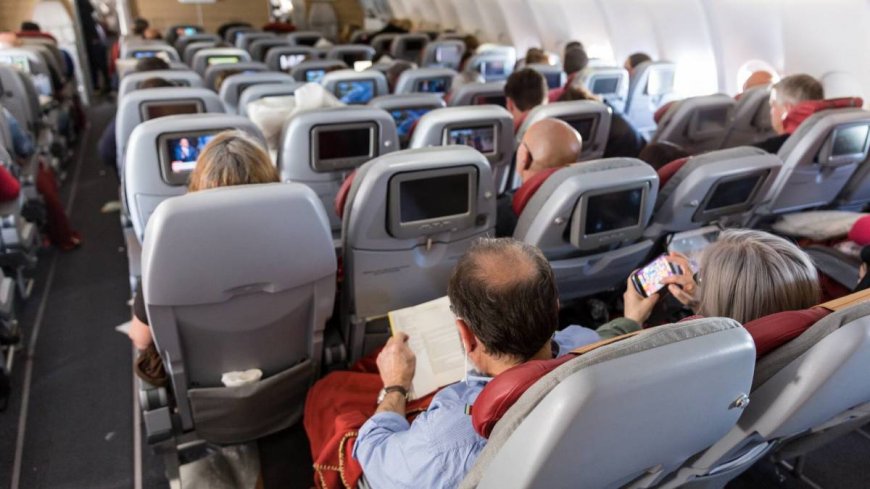 Airline rudeness controversy erupts over seat reclining opinions