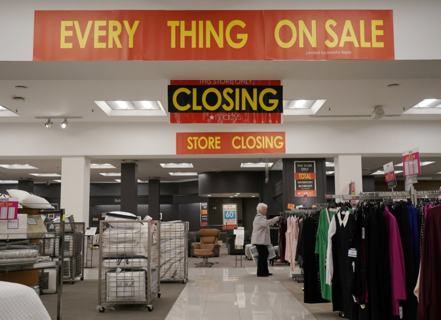 Legendary retailer to close stores, analysts revamp stock price targets