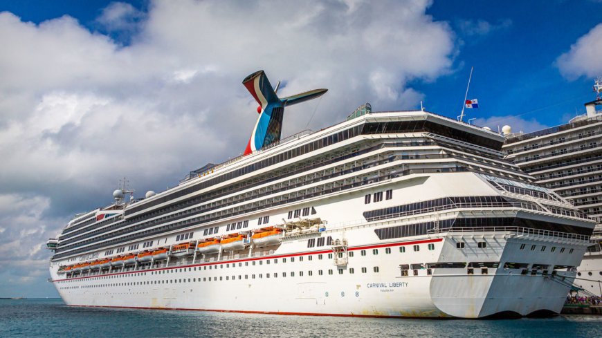 Carnival Cruise Line warns its passengers about onboard behavior