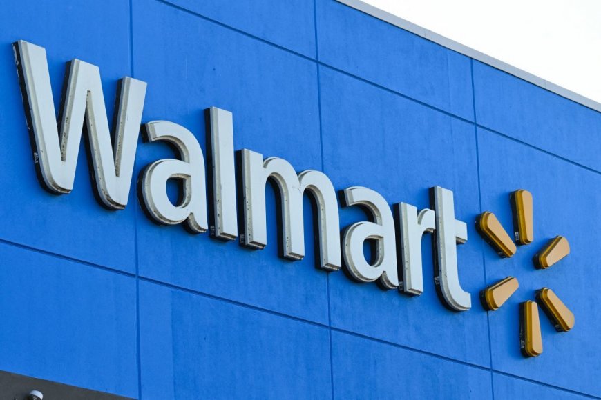 Walmart store closing, auctioning off laptops and flat screen TVs