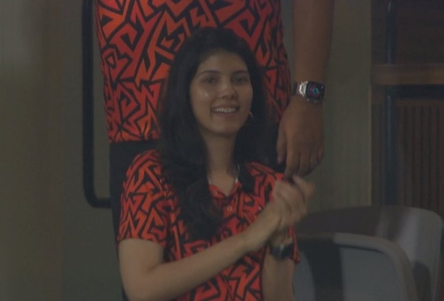 Kavya Maran’s MLILLION-DOLLAR Smile After Riyan Parag’s Dismissal During SRH-RR IPL 2024 Qualifier 2; Pics go VIRAL!