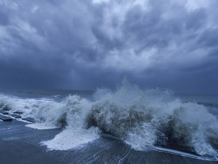 Cyclone Remal Live Updates: Storm To Make Landfall Around Midnight, Bengal on High Alert