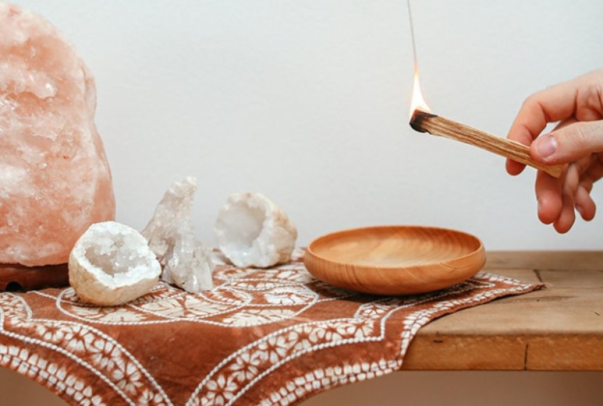 How Using Camphor Can Help You Get Rid of Negative Energy at Home?