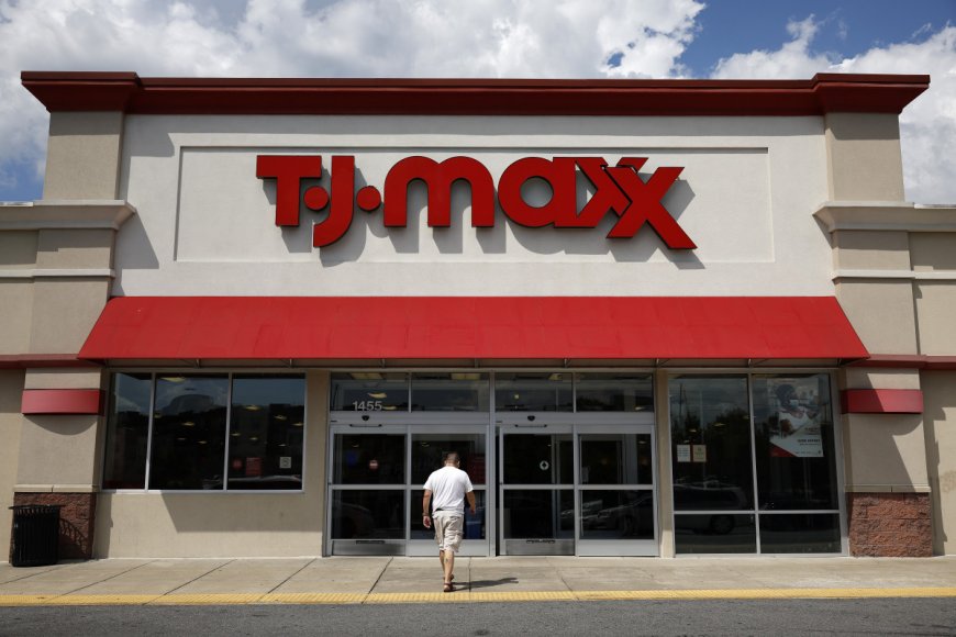 TJ Maxx goes viral for selling cheap dupe of $2,400 jewelery