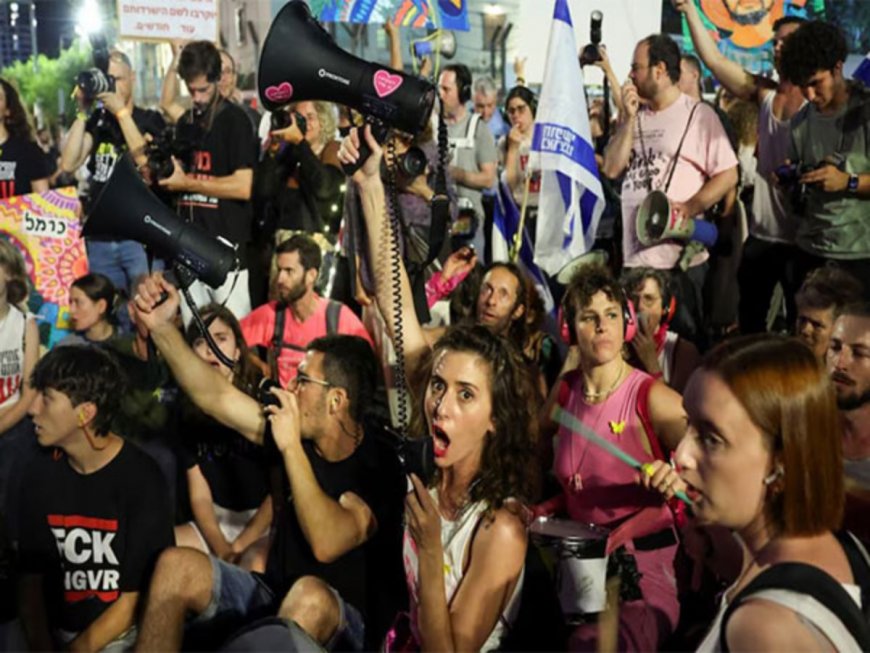 Tel Aviv Streets Flooded As 1,20,000 Protesters Demand Hostage Swap Deal With Hamas, Netanyahu’s Ouster