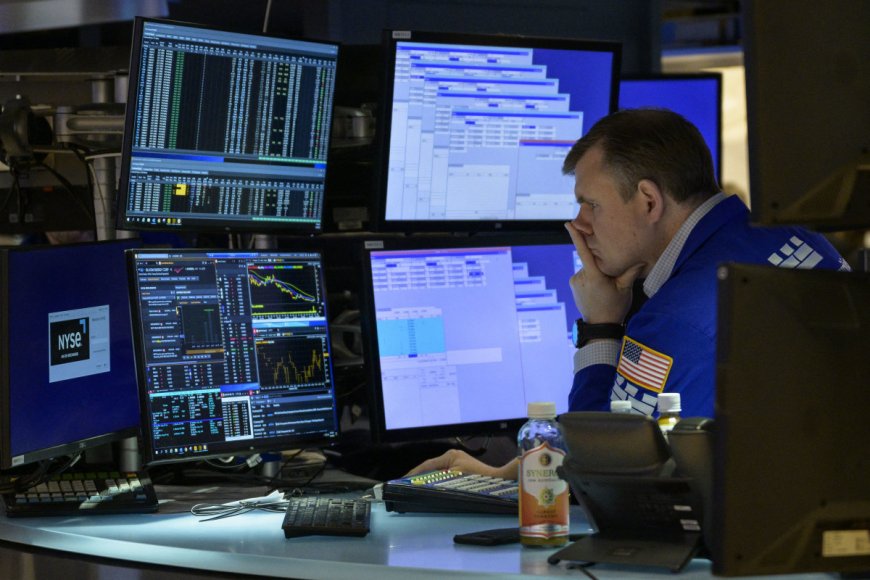 Stock Market Today: Stocks tumble on hot jobs report; GameStop roars