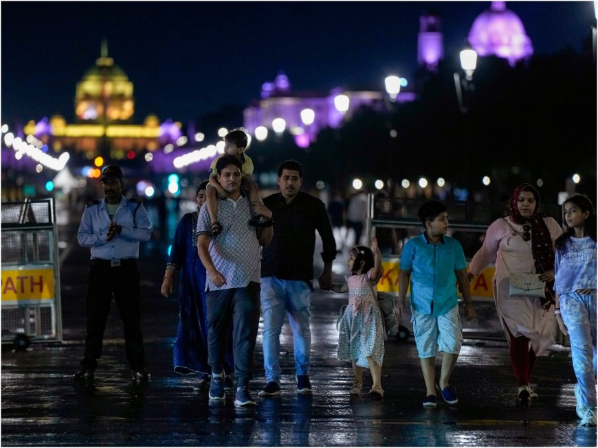 Delhi Likely To Get Relief From Blistering Heat, IMD Predicts Possibility of Rain in Next 3 Days