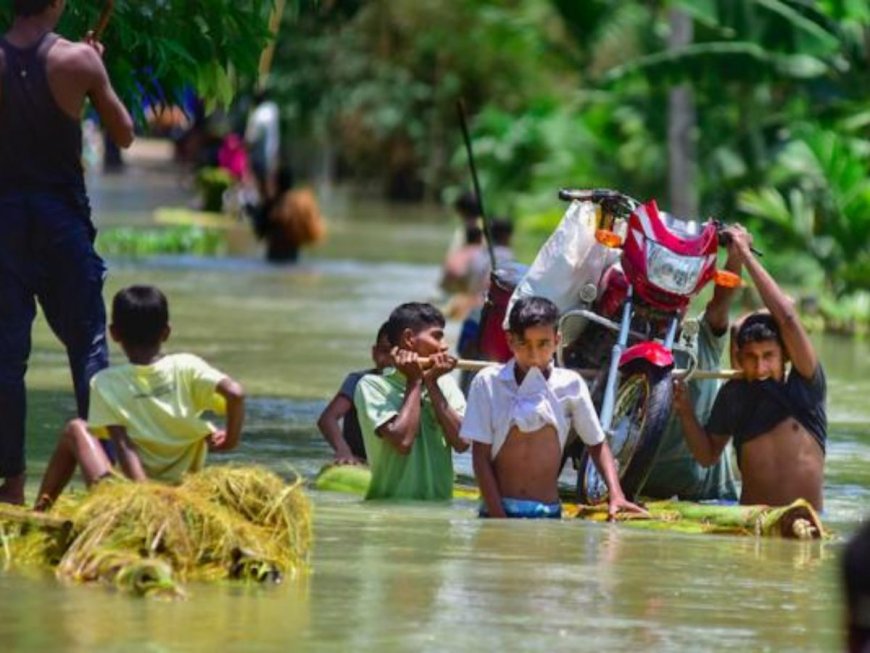 Assam Floods: Death Toll Crosses 30, Over 1.6 Lakh People Affected Across 15 Districts; Rescue Ops Underway