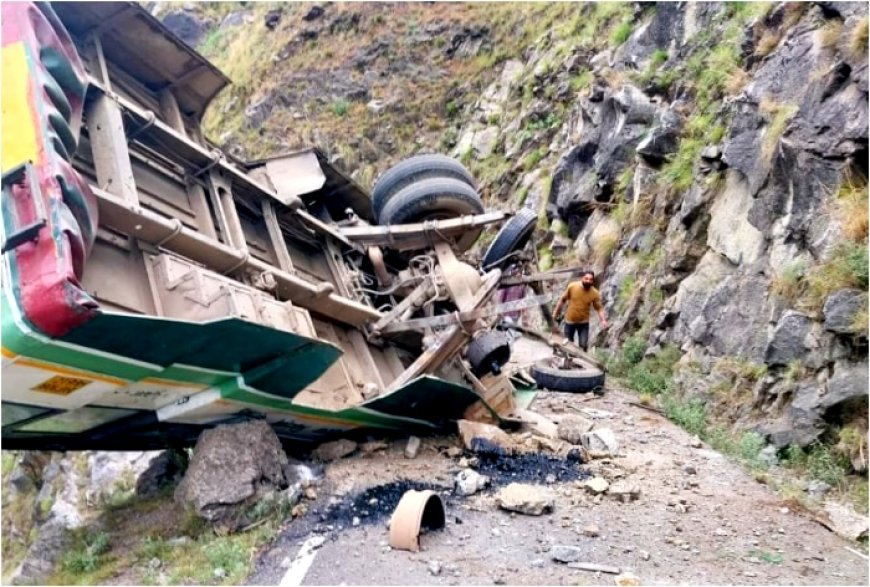 4 Dead, Several Injured In Bus Accident In Himachal