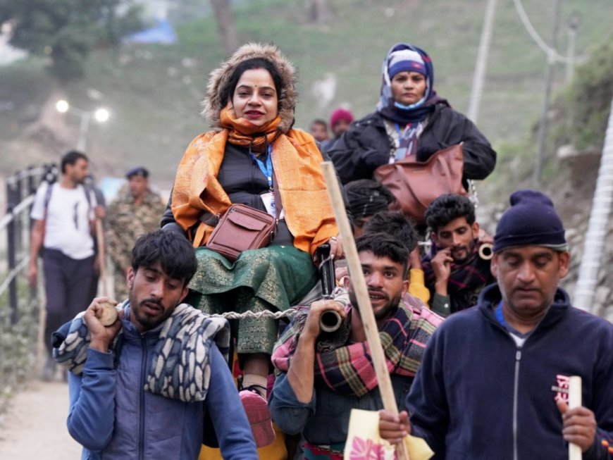 Amarnath Yatra Begins In Kashmir’s Himalayas; Over 13,000 Pilgrims Visit Cave Shrine On Day 1