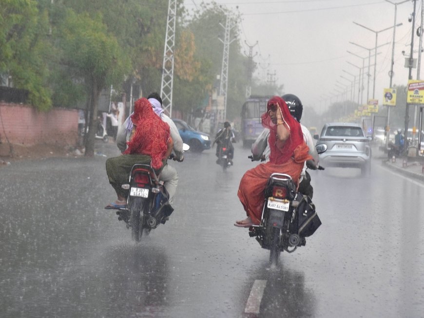 IMD Predicts Heavy Rain With Thunderstorms In Delhi-NCR Today; Red Alert Issued Across 9 States; Check Forecast