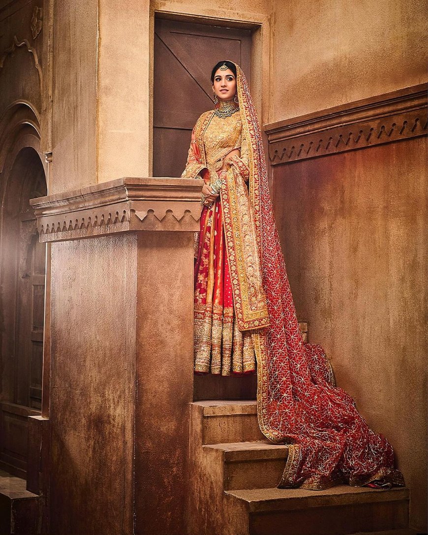 Radhika Merchant’s Vidai Lehenga Features Real Gold Work and is a Tribute to 19th Century Old Gujarati Heritage