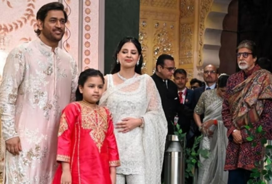 Amitabh Bachchan Lets MS Dhoni and Family Get Clicked First at Anant-Radhika’s Shubh Aashirwad Ceremony; Internet Says ‘Humble as Always’