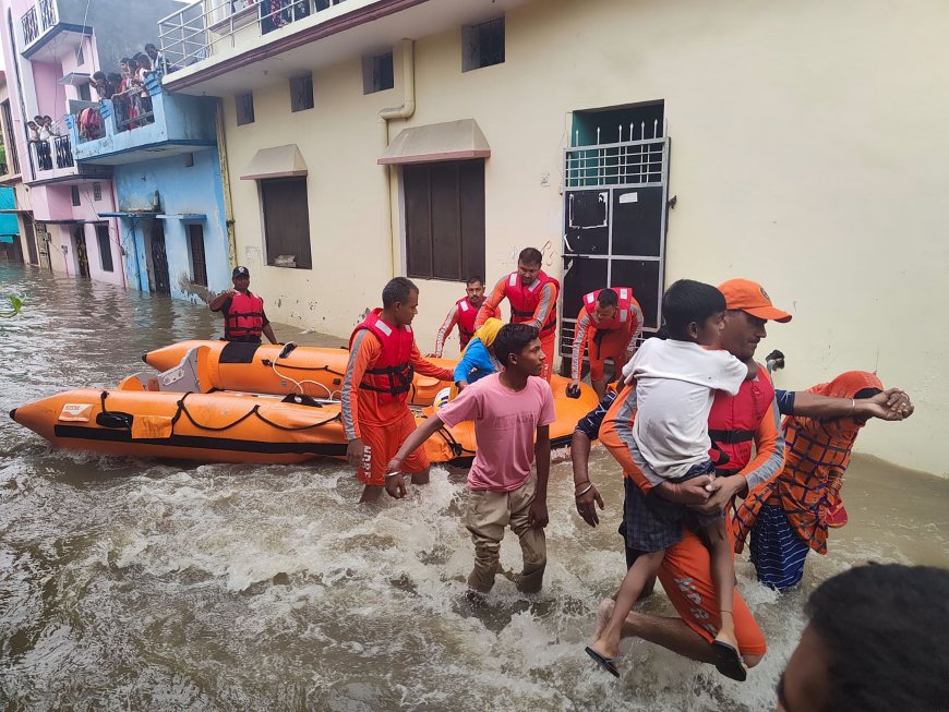 50 Devotees Stranded In Uttarakhand After Heavy Rain Triggers Landslides On Trekking Route