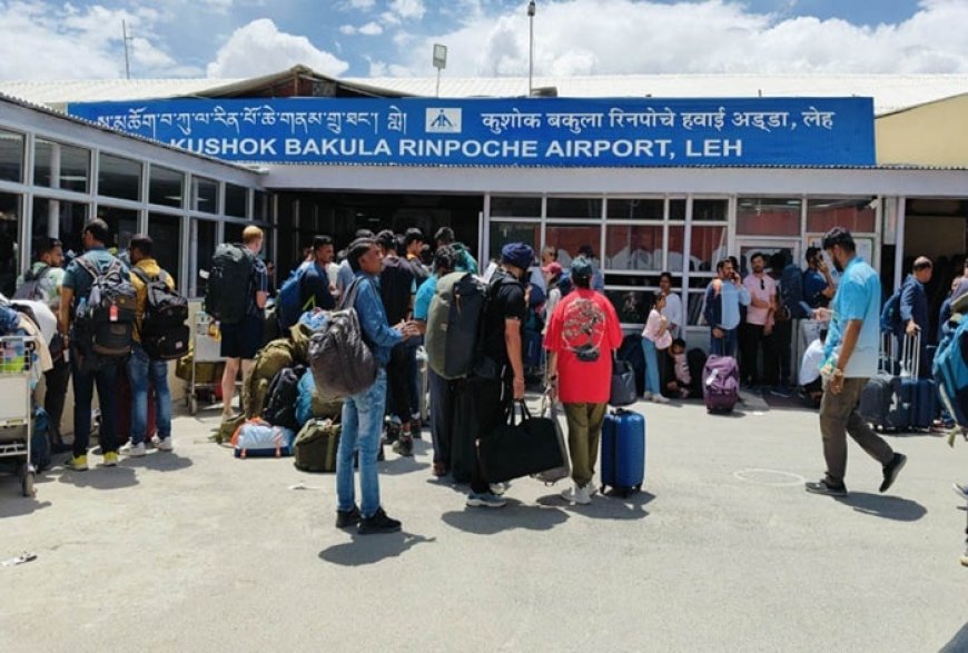 Leh Air Travel Chaos: At 36 Degrees ‘Cold Desert’ In Leh Too Hot For Flights To Operate, Several Flights Cancelled