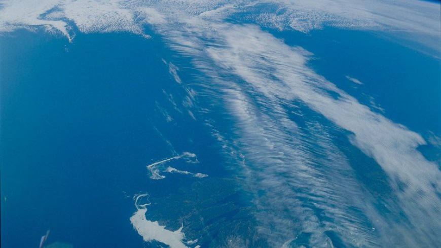 Earth’s jet stream helps create the seeds of clouds