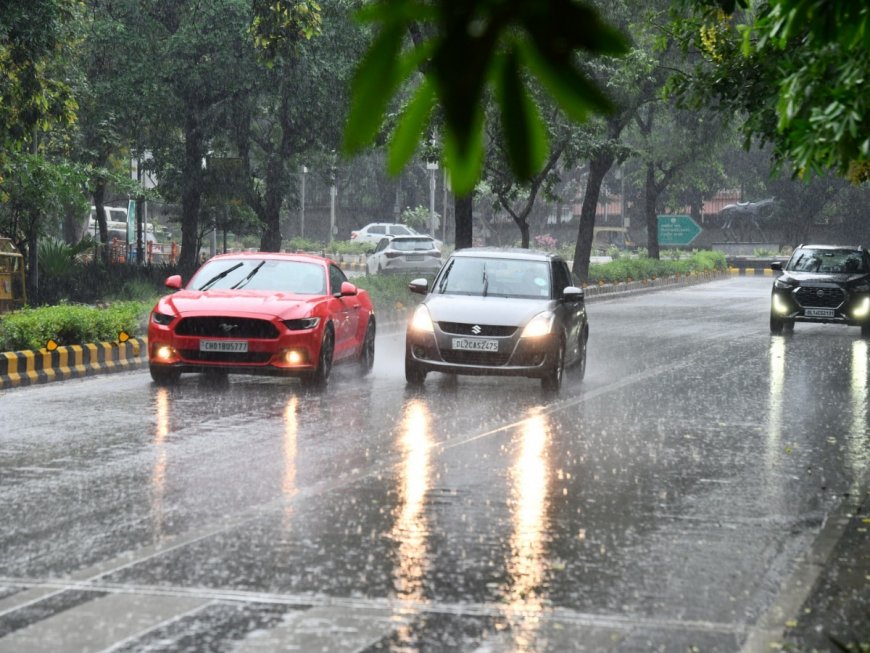 Delhi Temperature Dips After National Capital Receives Heavy Rainfall; Humidity Level Down