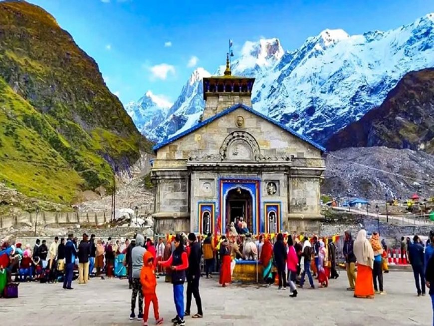 200 Pilgrims Stranded In Kedarnath After Cloudburst Triggers Landslide, High Alert Issued