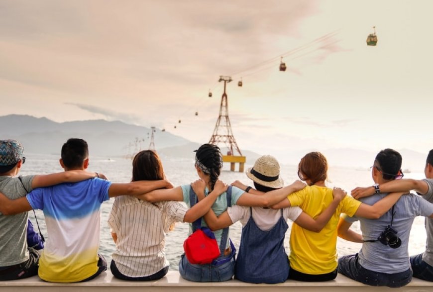 Friendship Day 2024: From Game Nights to Vacation Getaways, Check These 5 Ways to Spend Quality Time with Your BFFs