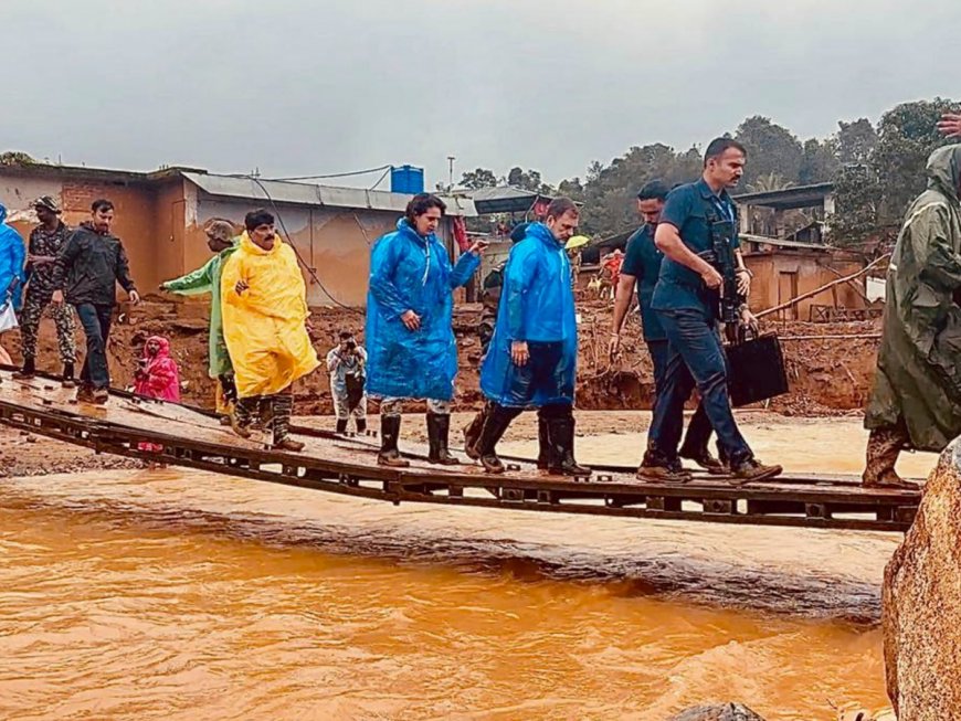 Congress Leader Rahul Gandhi, Priyanka Visit Landslide-hit Wayanad, Call It ‘Immense Tragedy’