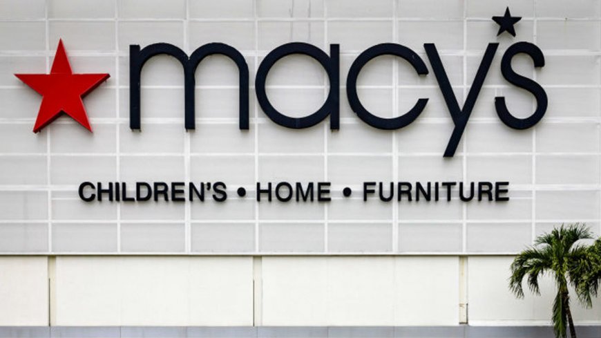 Macy's is selling a $512 patio furniture set for only $246 — but not for long