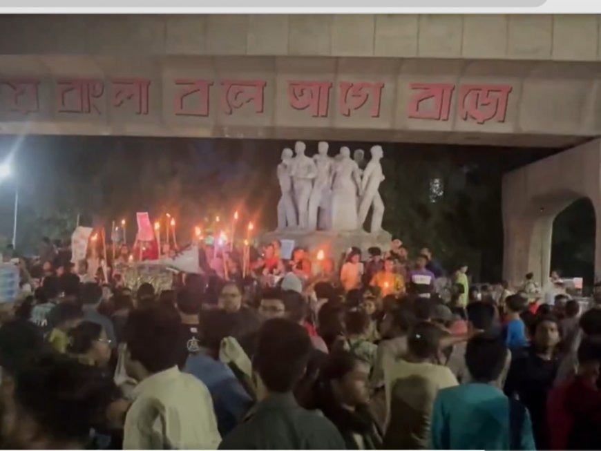 ‘Awaaz Tolo Nari’: Students of Dhaka University Raise Slogans for Justice in Kolkata Rape-Murder Case